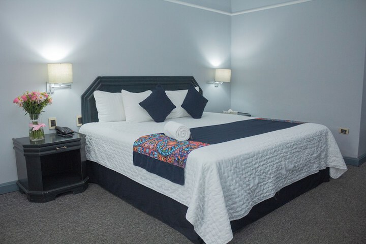 Room 5 of 149