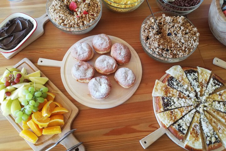 Breakfast/Coffee Service 38 of 49