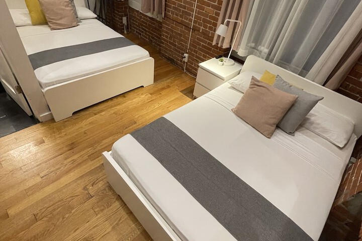 Room 53 of 236
