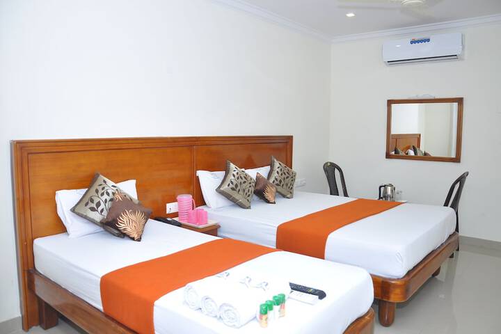 Room 6 of 22