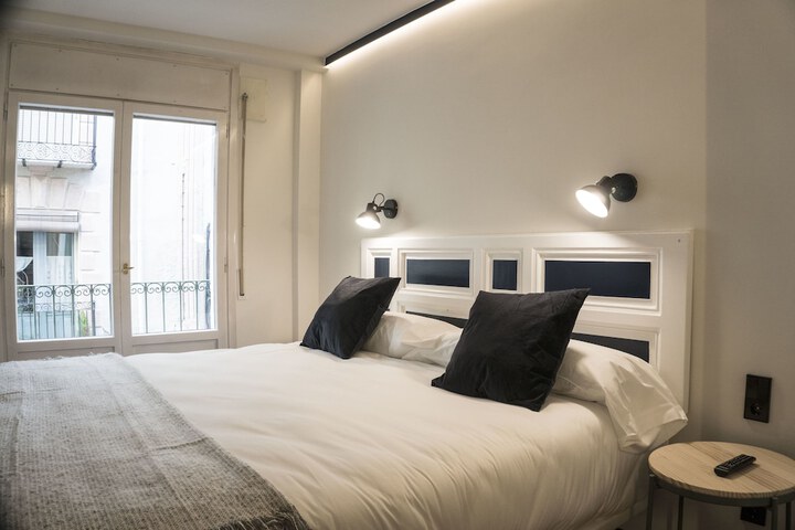 Room 18 of 65