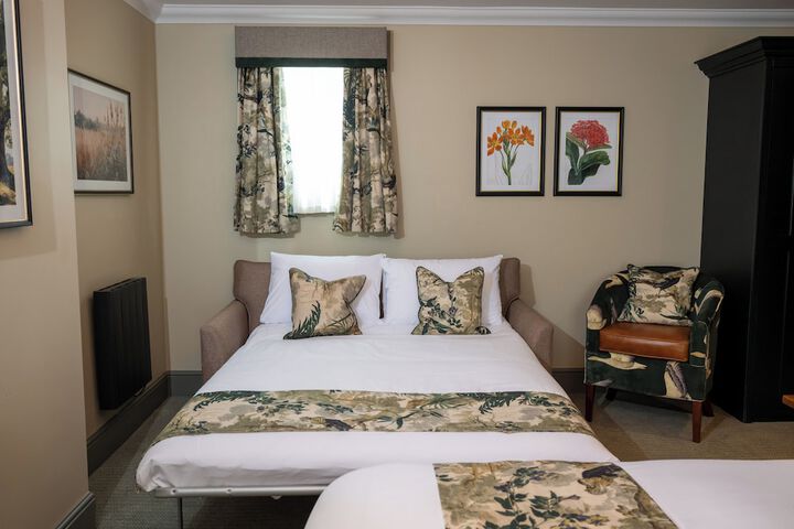 Room 9 of 51