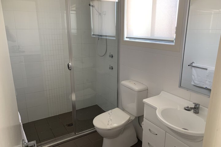 Room 12 of 18
