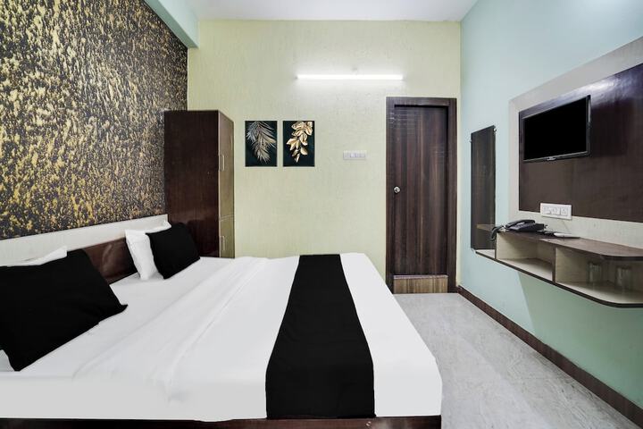 Room 14 of 36