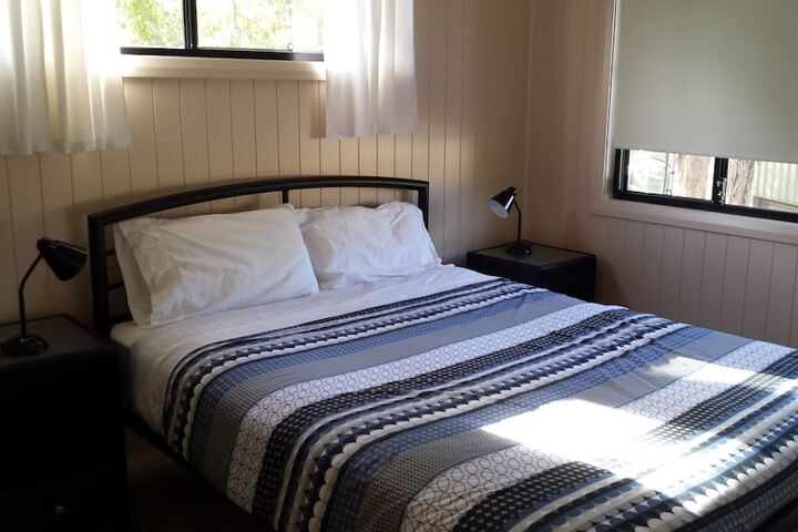 Room 4 of 49