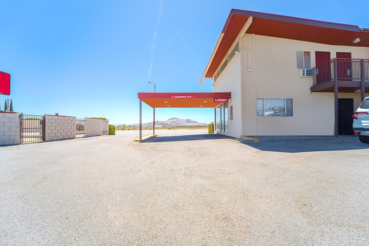 Red Roof Inn Mojave
