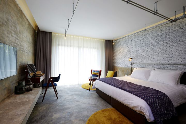 Room 14 of 49