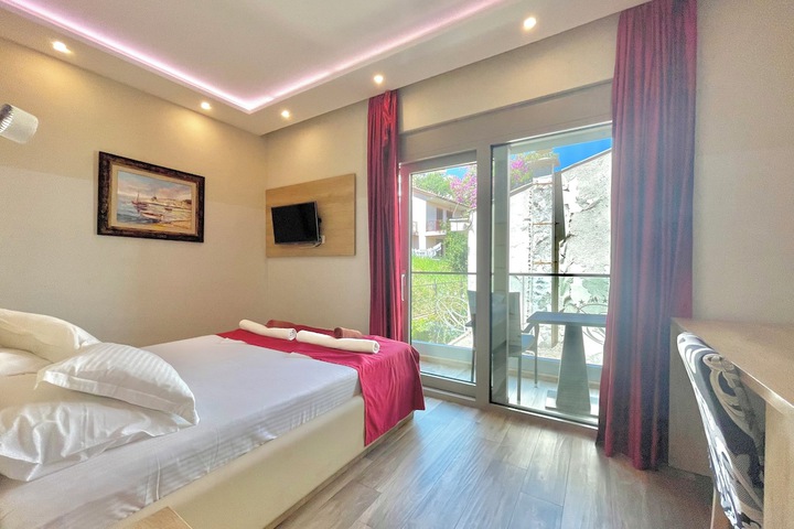 Room 36 of 119