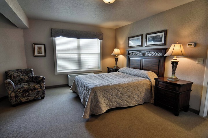 Room 5 of 13