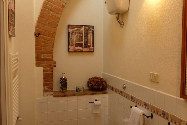 Room 75 of 124