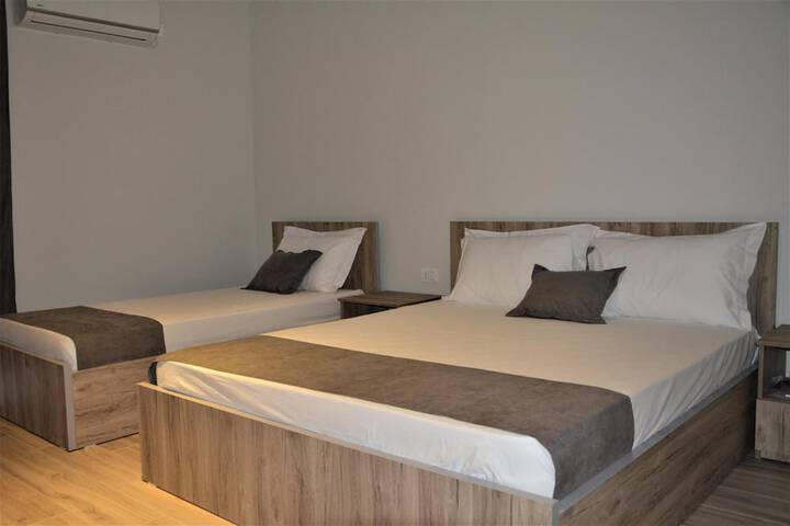 Room 14 of 40
