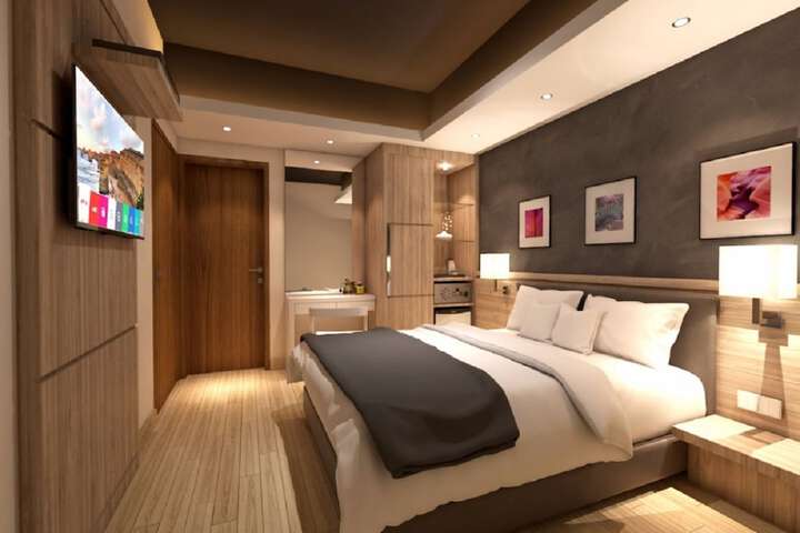 Room 6 of 32
