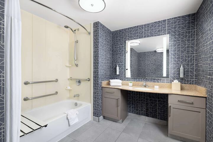 Bathroom shower