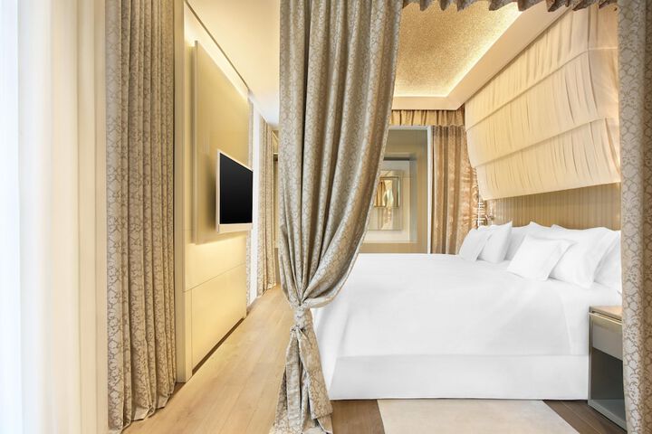 Room 21 of 188