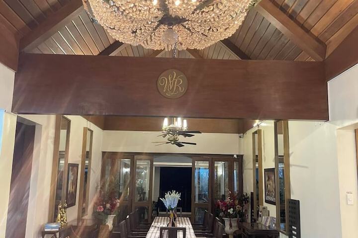 Dining 56 of 70