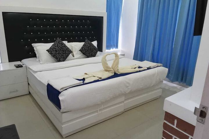 Room 19 of 41
