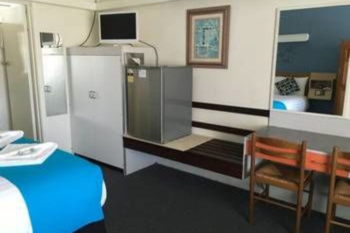 Room 43 of 71