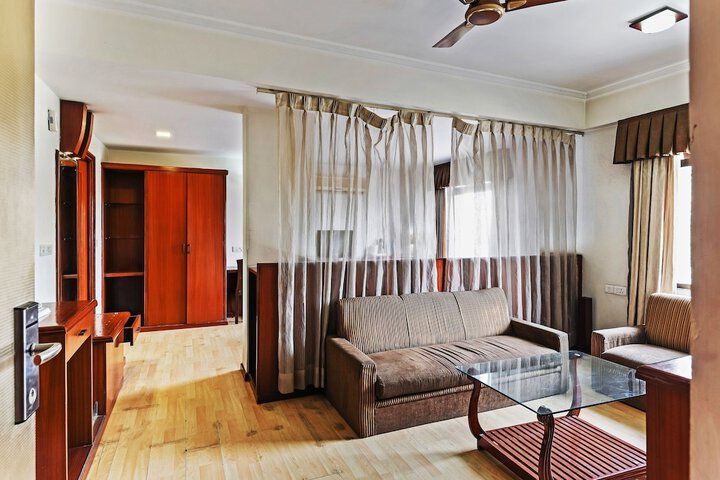 Room 19 of 49