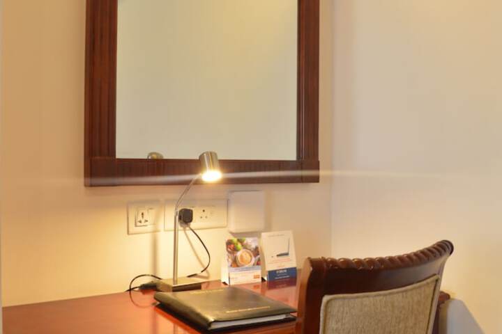 Room 4 of 52