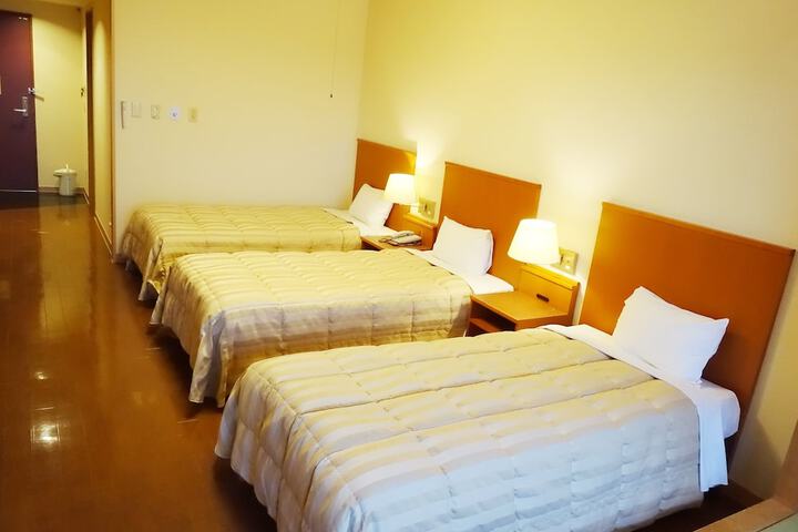 Room 21 of 54