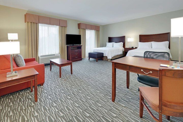 2 Queen Beds (4 of 15)