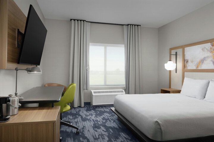 Room 18 of 40