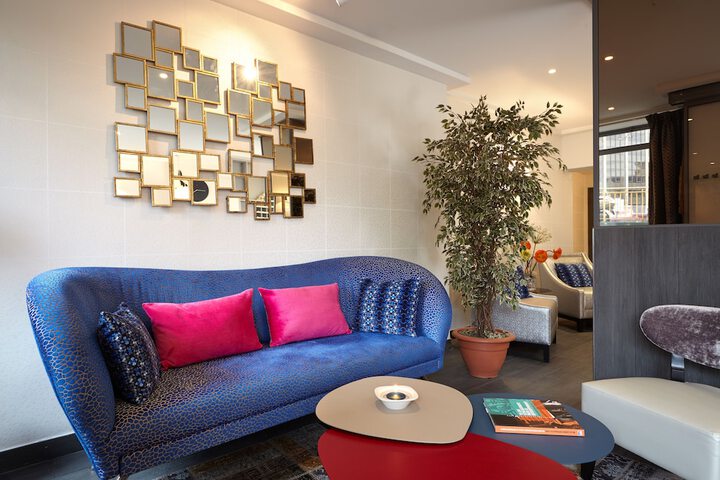 Hotel Lobby
