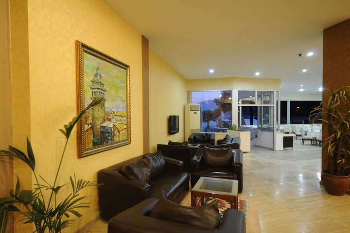 Hotel Interior 10 of 57