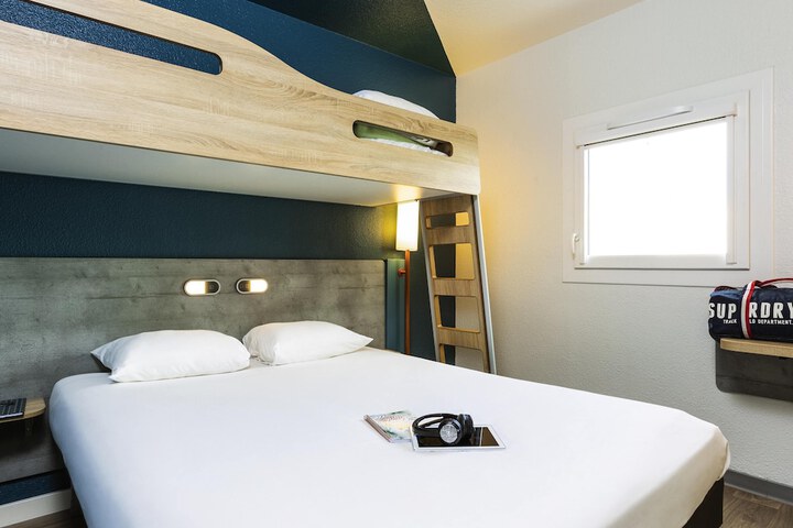 Room 15 of 41