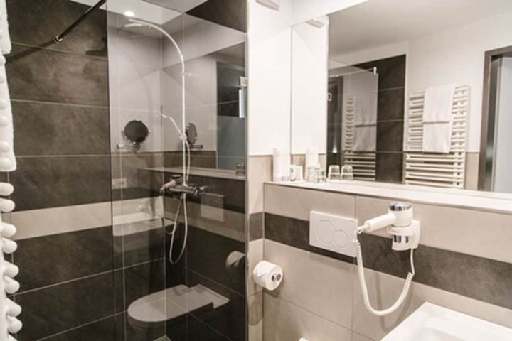 Bathroom Interior Photo