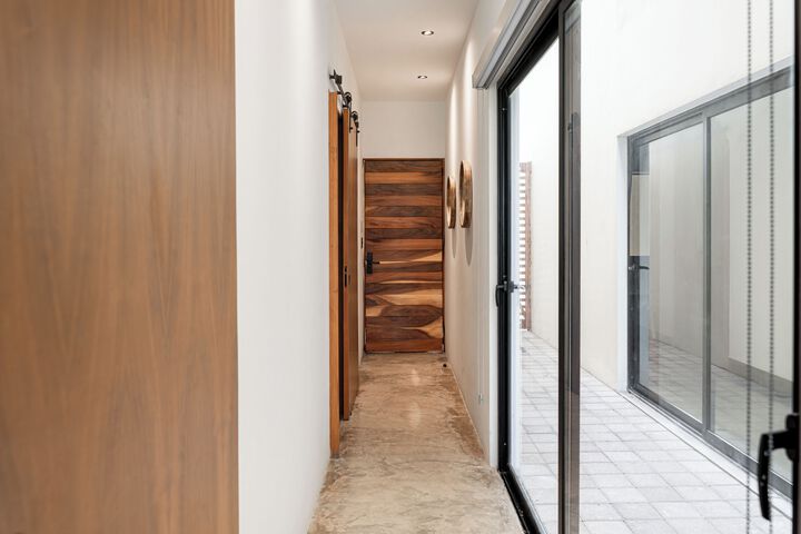 Room 15 of 35