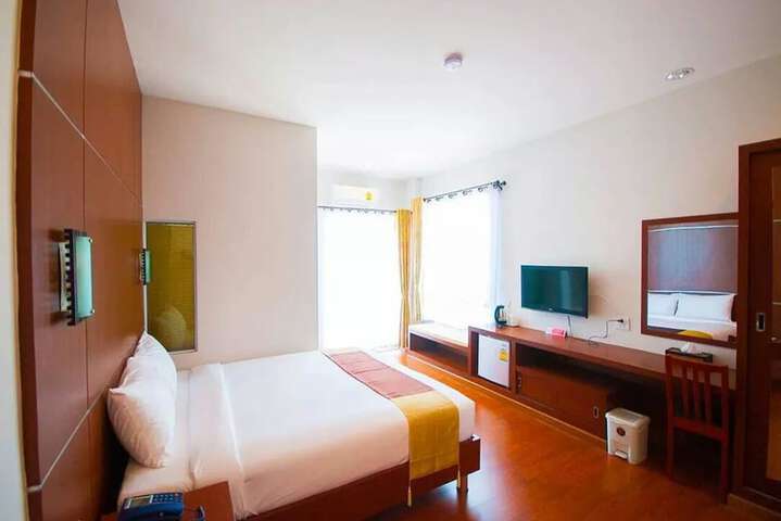 Room 8 of 31