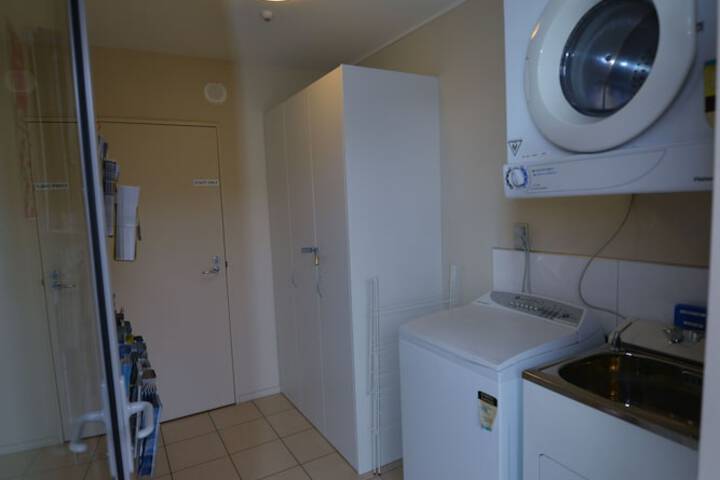 Room 29 of 35