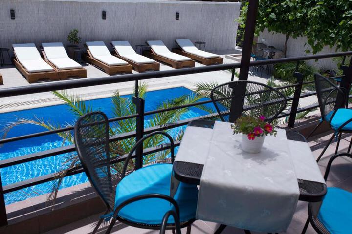 General 2 of 42