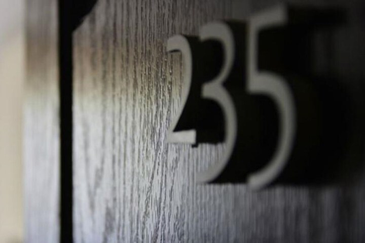 Room 7 of 114