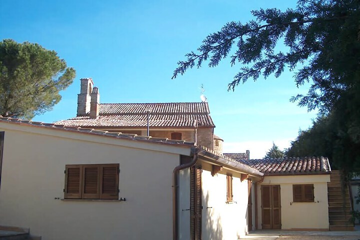 BORGO SAN FORTUNATO