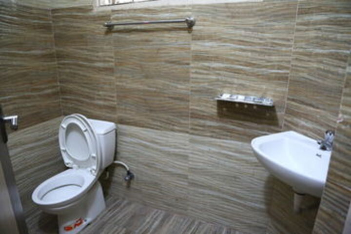 Room 2 of 36