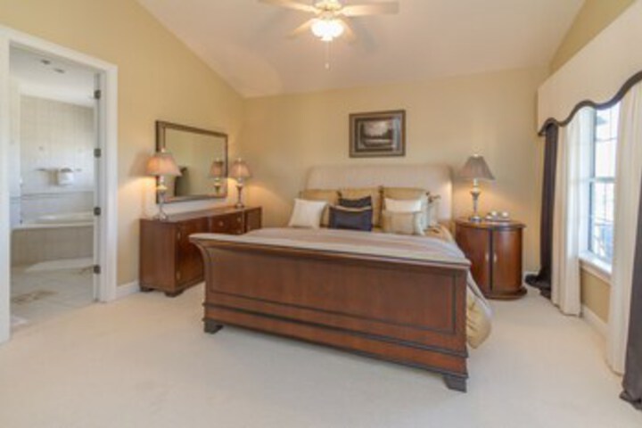 Room 54 of 62
