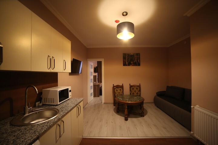 Room 30 of 48