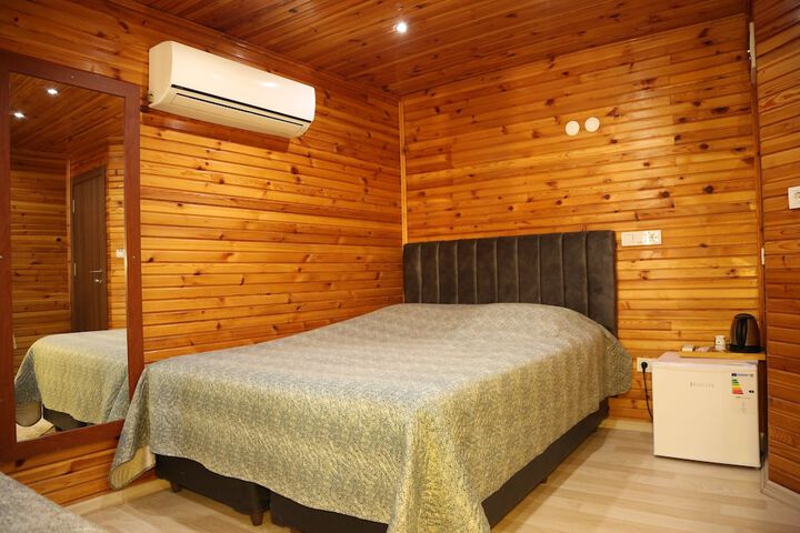 Room 3 of 15