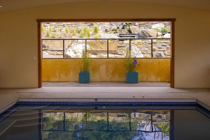 Pool 24 of 50