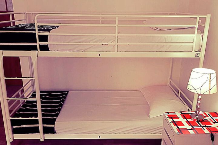Room 7 of 20