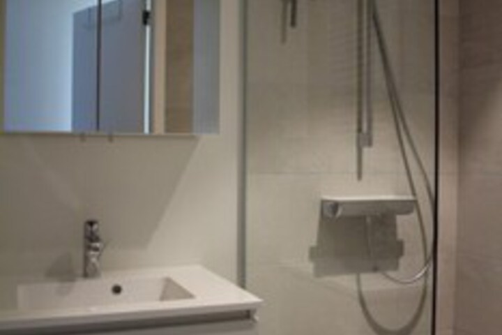 Room 2 of 11