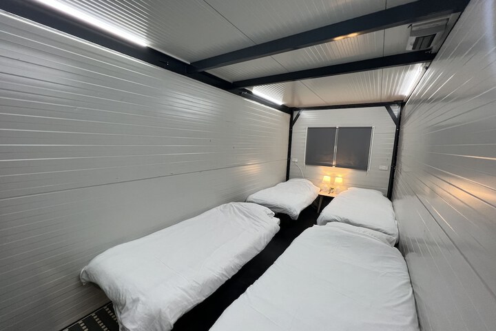 Room 3 of 11