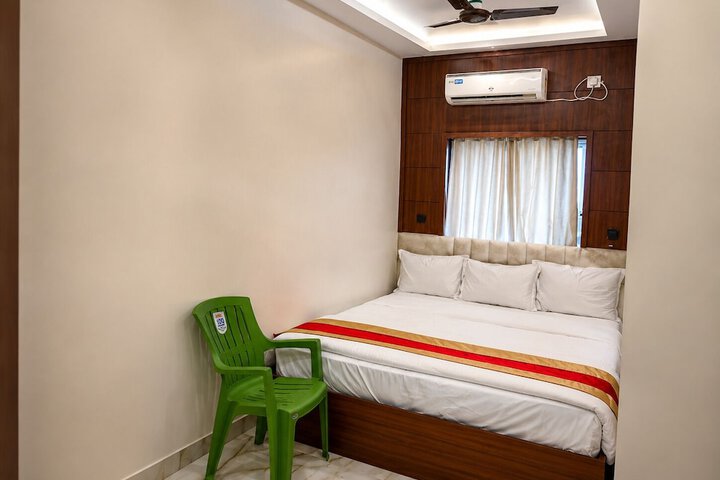 Room 40 of 74