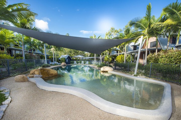 Pool 8 of 9