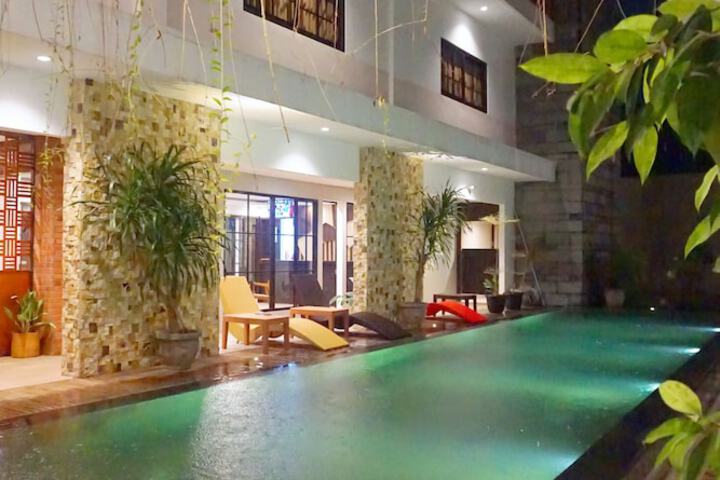Hotel 27 of 30
