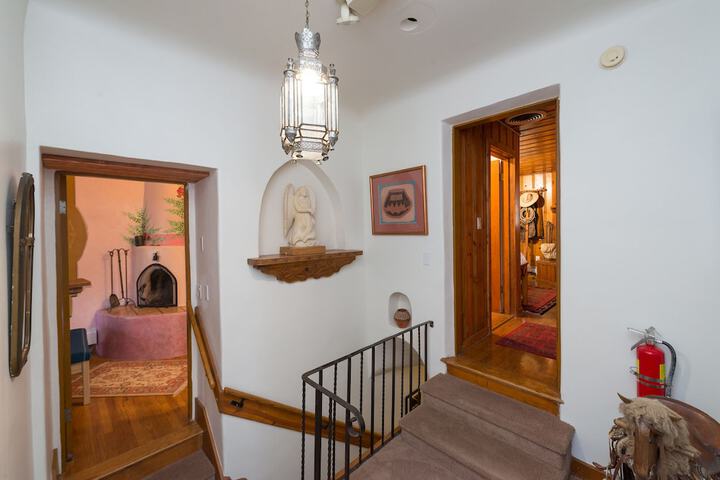 Hotel Interior 98 of 125