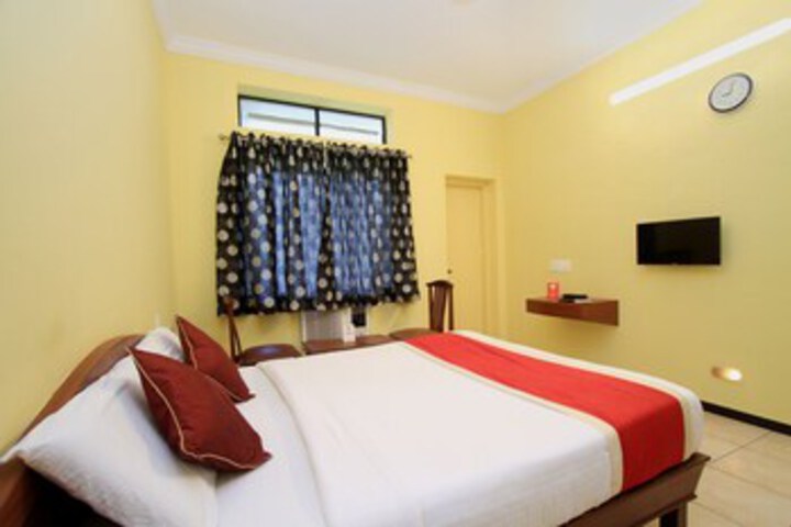 Room 11 of 21