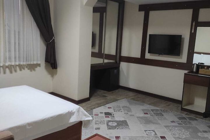 Room 8 of 23